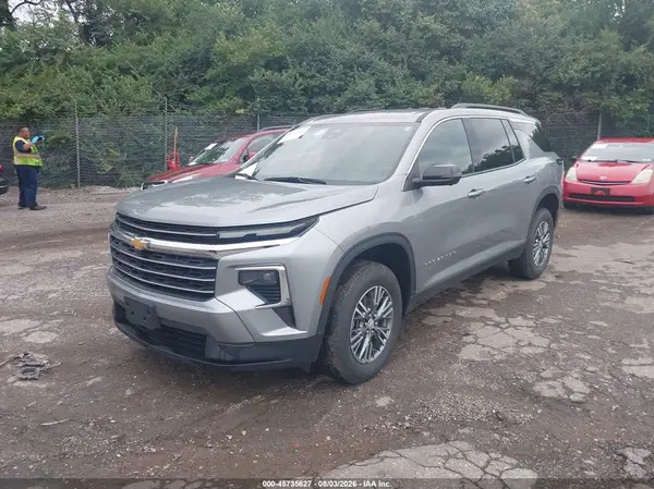 1GNEVGKS8RJ158552 2024 CHEVROLET TRAVERSE - Image 2