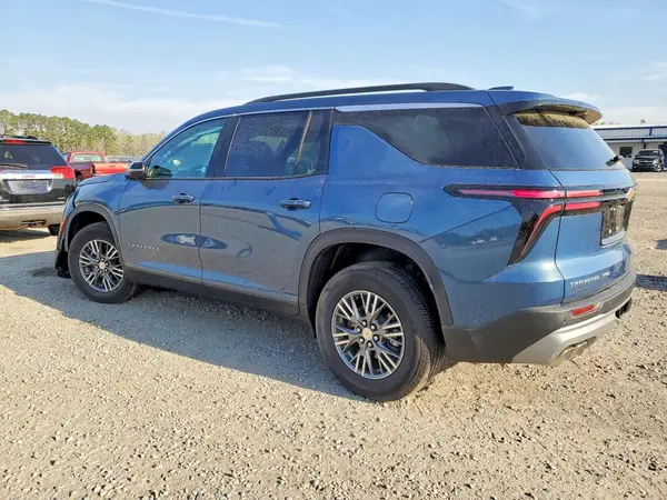 1GNEVGKS8TJ240689 2026 CHEVROLET TRAVERSE - Image 2