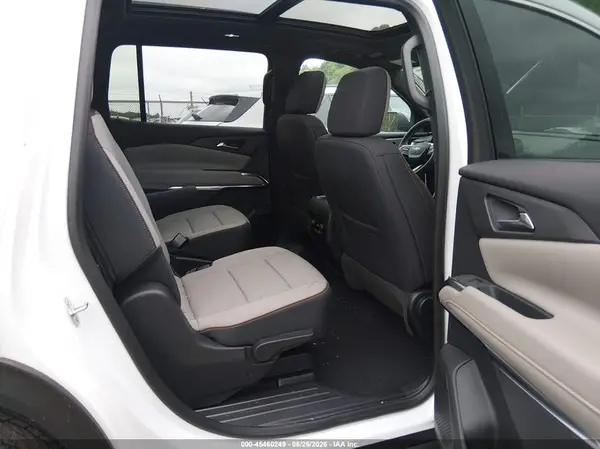 1GNEVGKS8TJ343742 2026 CHEVROLET TRAVERSE - Image 8
