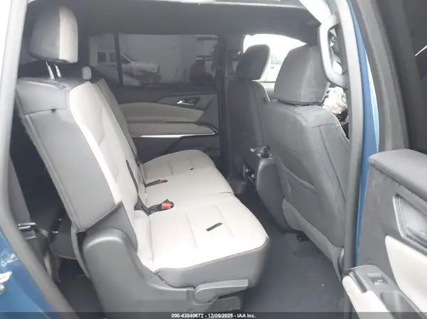 1GNEVGKS9TJ112946 2026 CHEVROLET TRAVERSE - Image 8