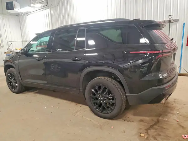 1GNEVGKS9TJ158454 2026 CHEVROLET TRAVERSE - Image 2