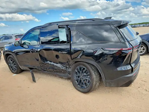 1GNEVGKS9TJ234108 2026 CHEVROLET TRAVERSE - Image 2