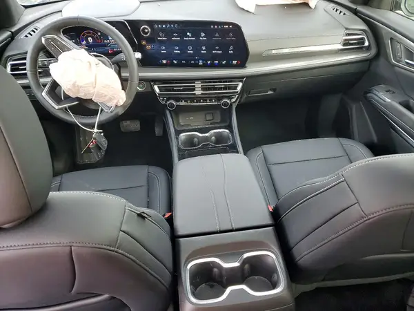 1GNEVGKSXTJ138813 2026 CHEVROLET TRAVERSE - Image 8