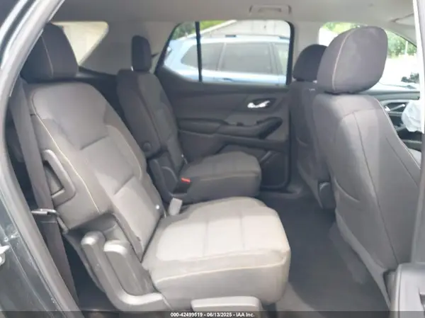 1GNEVGKW0JJ118599 2018 CHEVROLET TRAVERSE - Image 8