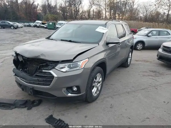 1GNEVGKW0JJ154146 2018 CHEVROLET TRAVERSE - Image 2