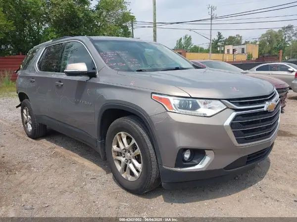 1GNEVGKW0JJ165812 2018 CHEVROLET TRAVERSE - Image 1