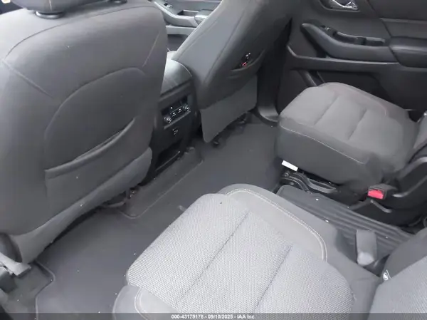 1GNEVGKW0JJ185168 2018 CHEVROLET TRAVERSE - Image 8