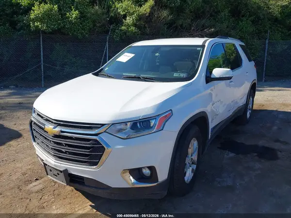 1GNEVGKW0JJ231582 2018 CHEVROLET TRAVERSE - Image 2