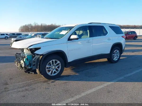 1GNEVGKW0JJ248835 2018 CHEVROLET TRAVERSE - Image 2