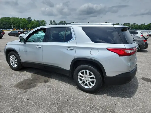 1GNEVGKW0JJ260631 2018 CHEVROLET TRAVERSE - Image 2