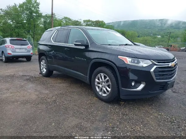 1GNEVGKW0JJ275663 2018 CHEVROLET TRAVERSE - Image 1