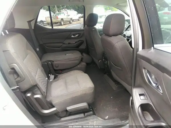 1GNEVGKW0KJ157212 2019 CHEVROLET TRAVERSE - Image 8