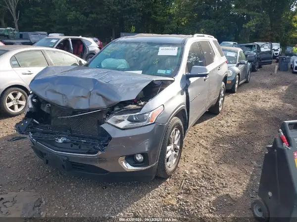 1GNEVGKW0KJ185995 2019 CHEVROLET TRAVERSE - Image 2