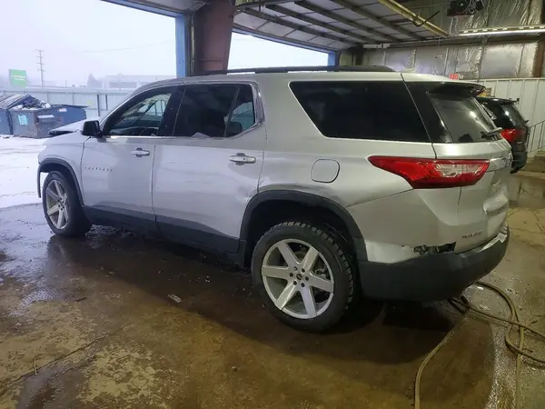 1GNEVGKW0LJ173637 2020 CHEVROLET TRAVERSE - Image 2