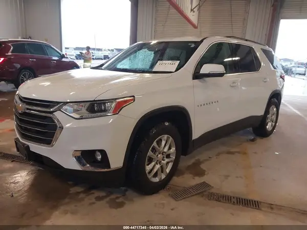 1GNEVGKW0MJ168004 2021 CHEVROLET TRAVERSE - Image 2