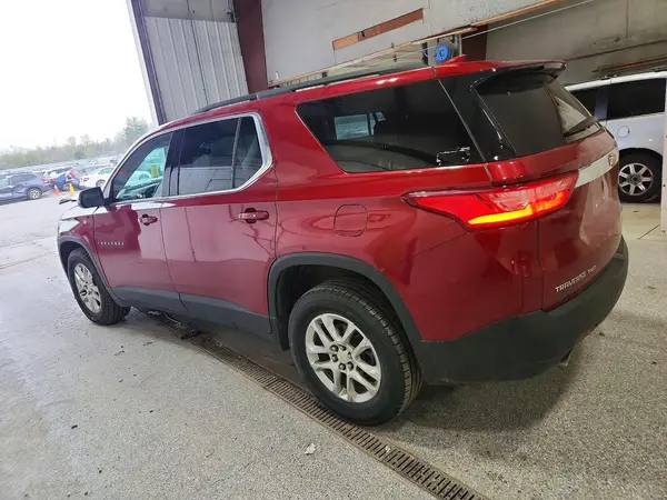1GNEVGKW0MJ225740 2021 CHEVROLET TRAVERSE - Image 2