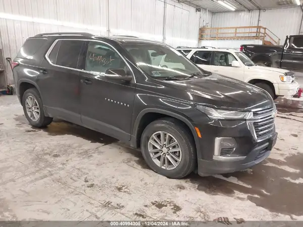 1GNEVGKW0NJ140561 2022 CHEVROLET TRAVERSE - Image 1