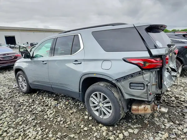 1GNEVGKW0PJ145164 2023 CHEVROLET TRAVERSE - Image 2