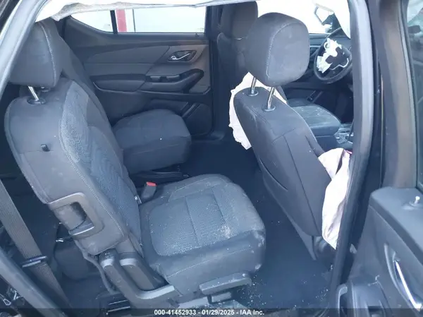 1GNEVGKW0PJ263585 2023 CHEVROLET TRAVERSE - Image 8