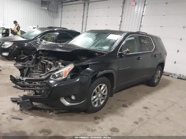 1GNEVGKW1JJ147870 2018 CHEVROLET TRAVERSE - Image 2