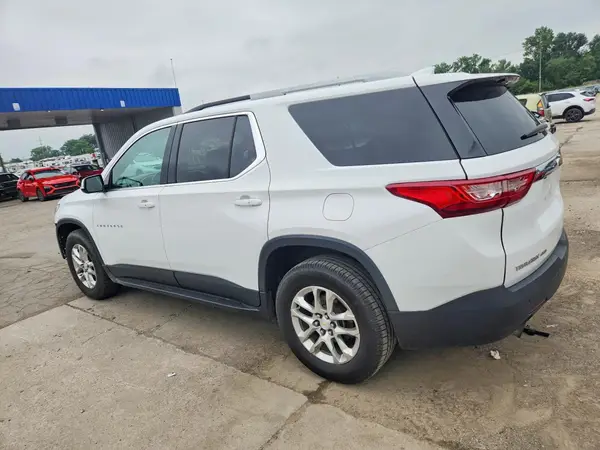 1GNEVGKW1JJ153670 2018 CHEVROLET TRAVERSE - Image 2