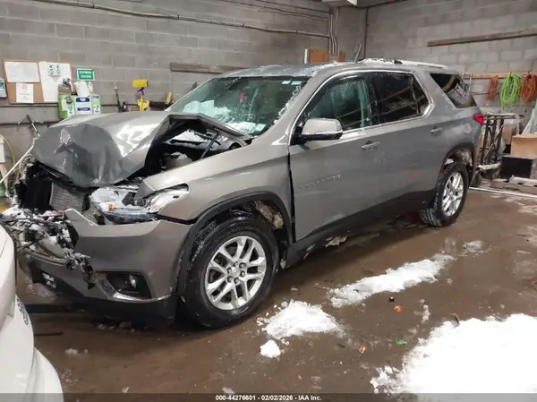 1GNEVGKW1JJ168153 2018 CHEVROLET TRAVERSE - Image 2