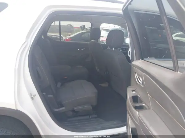 1GNEVGKW1JJ186118 2018 CHEVROLET TRAVERSE - Image 8