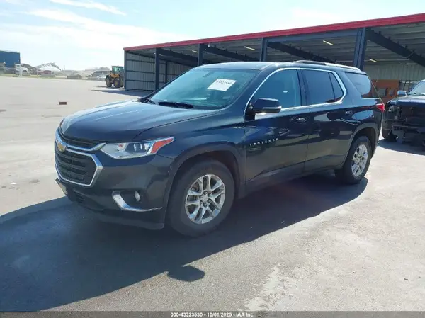 1GNEVGKW1JJ216797 2018 CHEVROLET TRAVERSE - Image 2