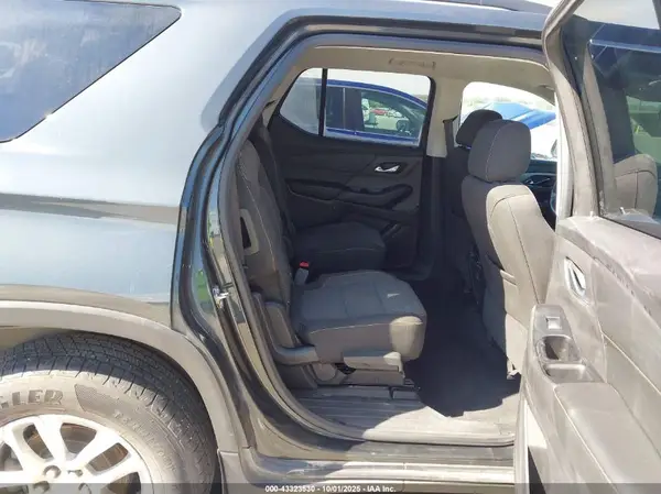 1GNEVGKW1JJ216797 2018 CHEVROLET TRAVERSE - Image 8