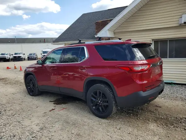 1GNEVGKW1JJ262310 2018 CHEVROLET TRAVERSE - Image 2