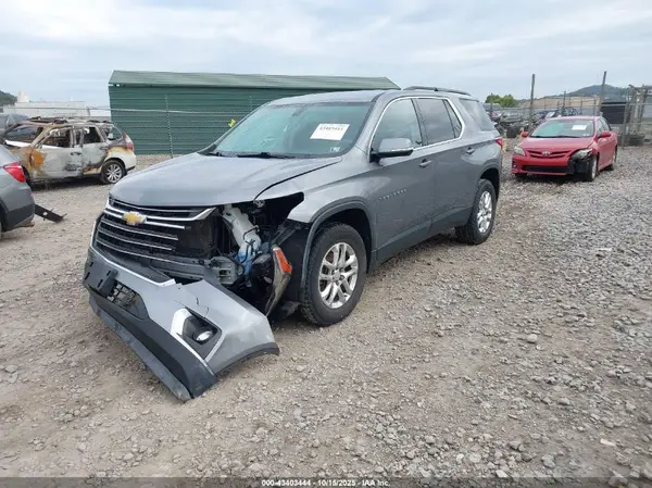 1GNEVGKW1KJ102929 2019 CHEVROLET TRAVERSE - Image 2