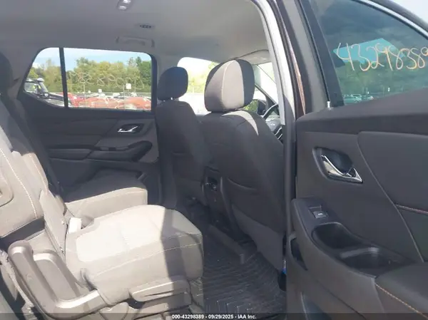 1GNEVGKW1KJ143612 2019 CHEVROLET TRAVERSE - Image 8