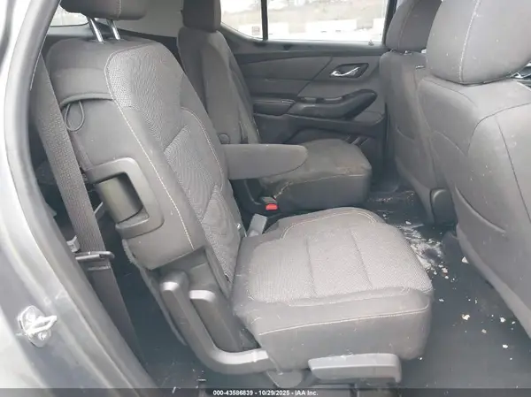 1GNEVGKW1KJ267587 2019 CHEVROLET TRAVERSE - Image 8