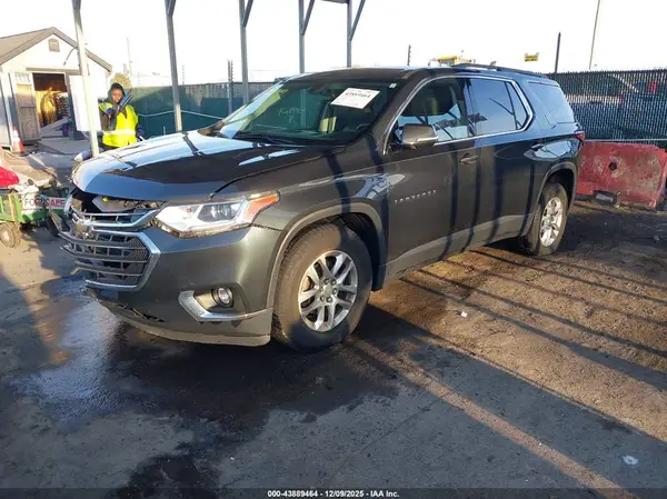 1GNEVGKW1KJ282722 2019 CHEVROLET TRAVERSE - Image 2