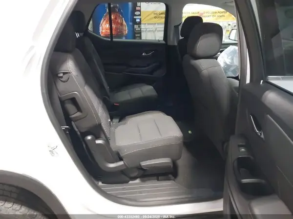 1GNEVGKW1KJ298306 2019 CHEVROLET TRAVERSE - Image 8
