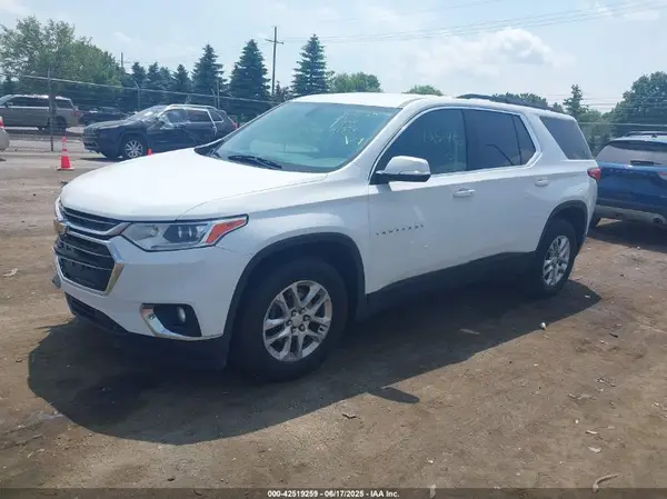 1GNEVGKW1MJ141376 2021 CHEVROLET TRAVERSE - Image 2