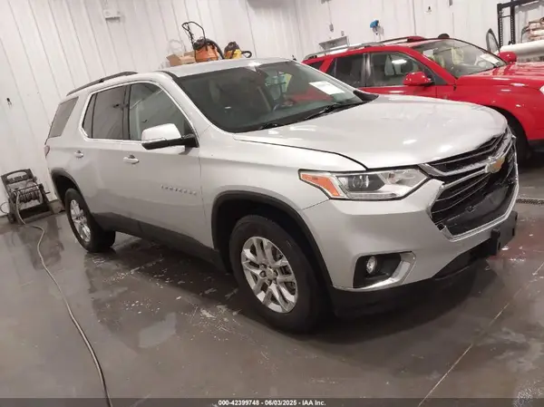 1GNEVGKW1MJ260464 2021 CHEVROLET TRAVERSE - Image 1