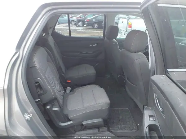 1GNEVGKW2JJ126008 2018 CHEVROLET TRAVERSE - Image 8