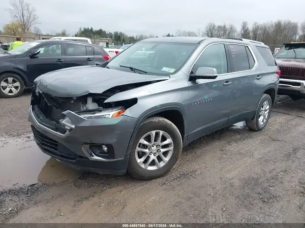 1GNEVGKW2JJ169618 2018 CHEVROLET TRAVERSE - Image 2