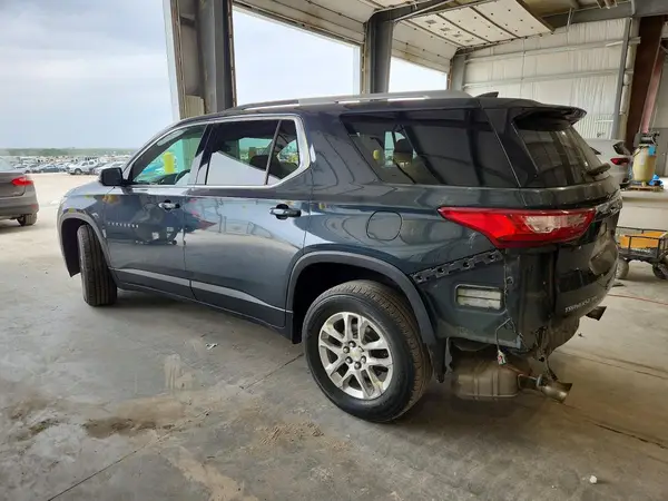 1GNEVGKW2JJ228568 2018 CHEVROLET TRAVERSE - Image 2