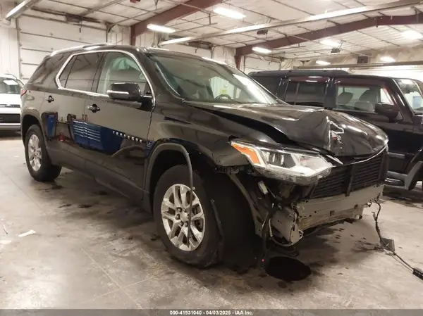 1GNEVGKW2JJ232734 2018 CHEVROLET TRAVERSE - Image 1
