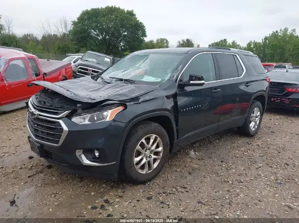 1GNEVGKW2JJ251025 2018 CHEVROLET TRAVERSE - Image 2