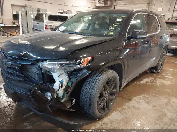 1GNEVGKW2KJ105130 2019 CHEVROLET TRAVERSE - Image 2