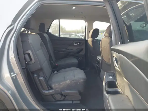 1GNEVGKW2KJ161875 2019 CHEVROLET TRAVERSE - Image 8