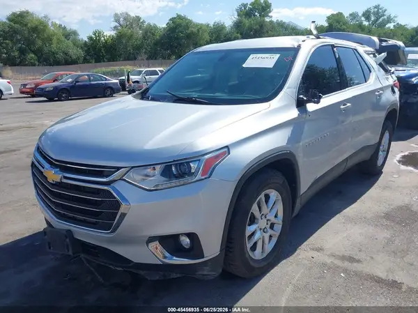 1GNEVGKW2KJ195847 2019 CHEVROLET TRAVERSE - Image 2