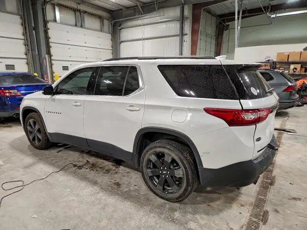 1GNEVGKW2KJ201081 2019 CHEVROLET TRAVERSE - Image 2