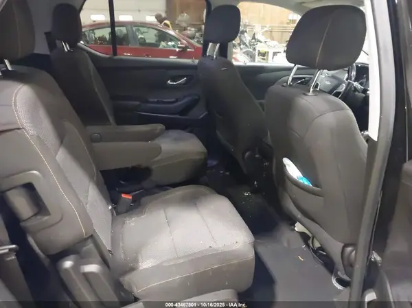 1GNEVGKW2KJ275469 2019 CHEVROLET TRAVERSE - Image 8