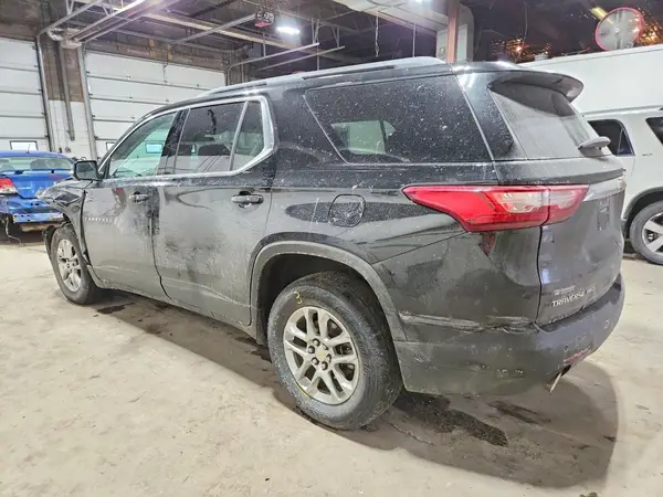 1GNEVGKW2LJ157553 2020 CHEVROLET TRAVERSE - Image 2