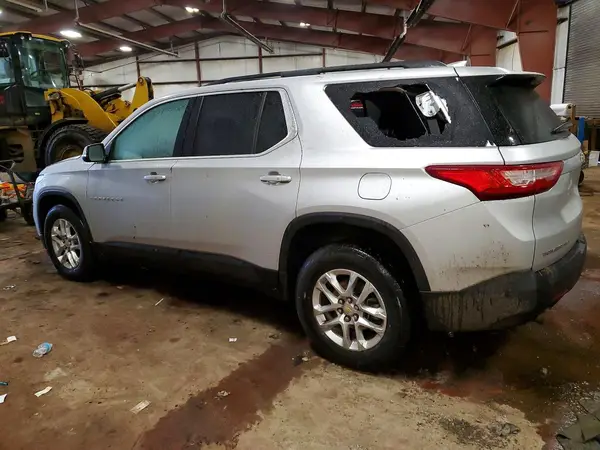 1GNEVGKW2LJ264182 2020 CHEVROLET TRAVERSE - Image 2