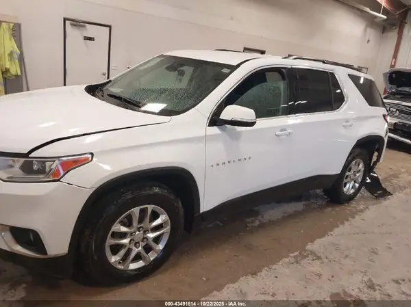 1GNEVGKW2LJ265946 2020 CHEVROLET TRAVERSE - Image 2